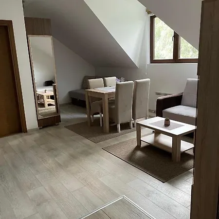 アパート Kraljevi Konaci -apartmani Bajka