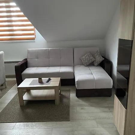 Kraljevi Konaci -apartmani Bajka *