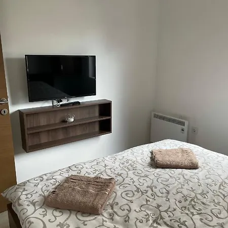 Kraljevi Konaci -apartmani Bajka * Kopaonik