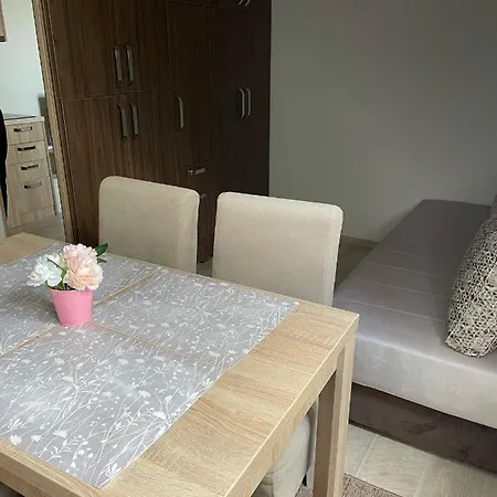 Kraljevi Konaci -apartmani Bajka