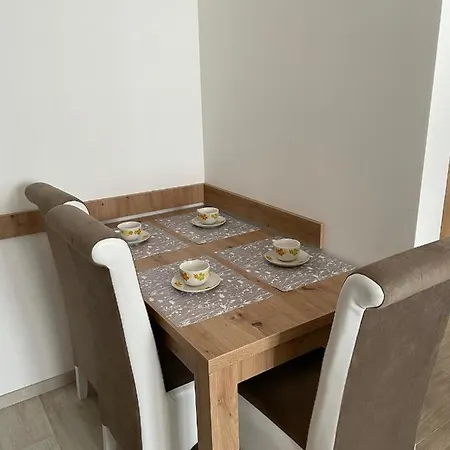 Kraljevi Konaci -apartmani Bajka *