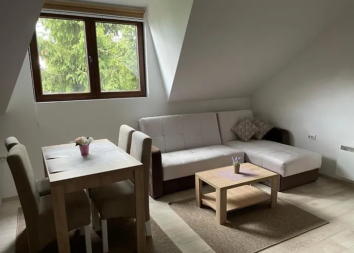 Kraljevi Konaci -apartmani Bajka Daire *